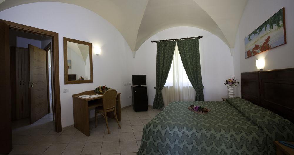 Dolmen Sport Resort Minervino di Lecce Exterior foto